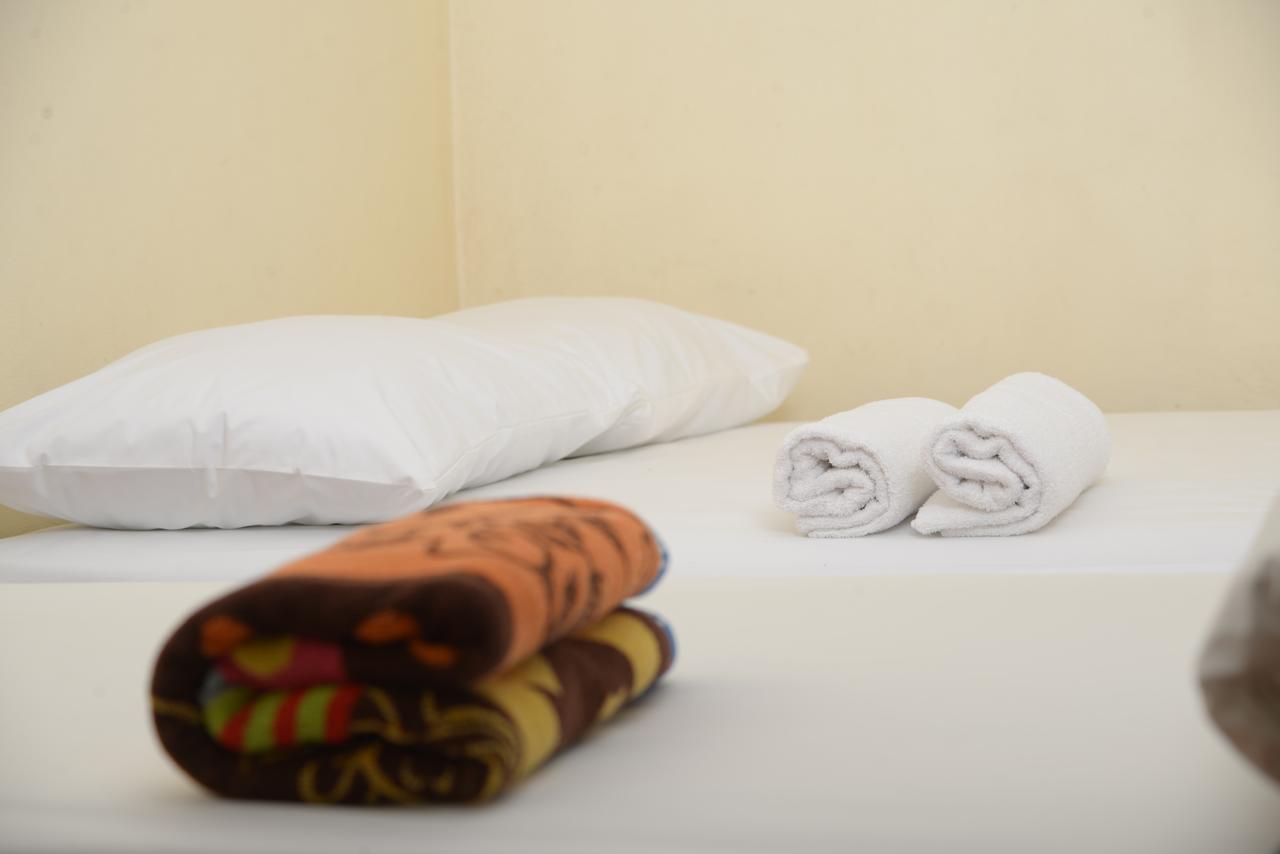 Bankaikow Hostel Канчанабури Екстериор снимка
