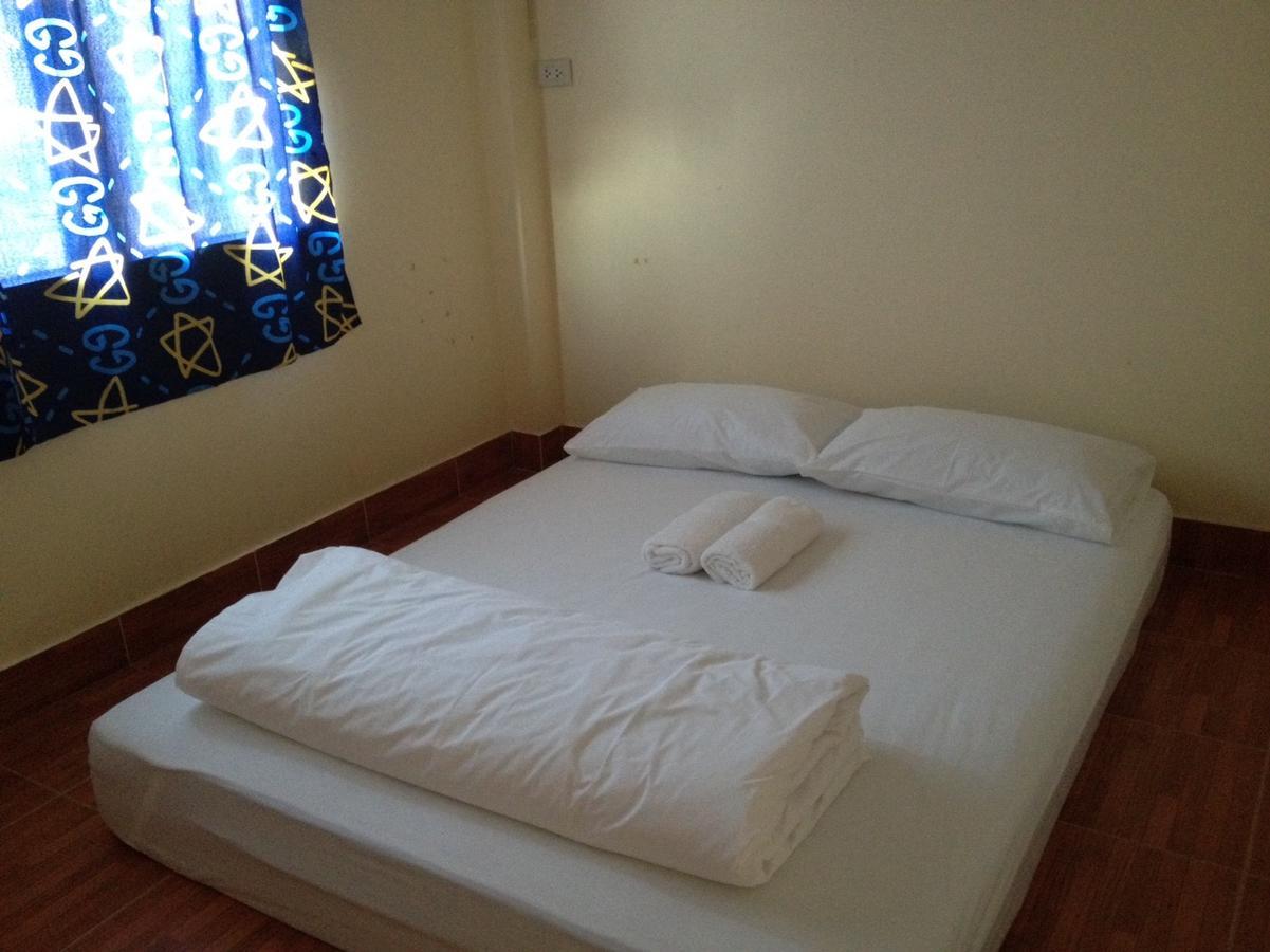 Bankaikow Hostel Канчанабури Екстериор снимка