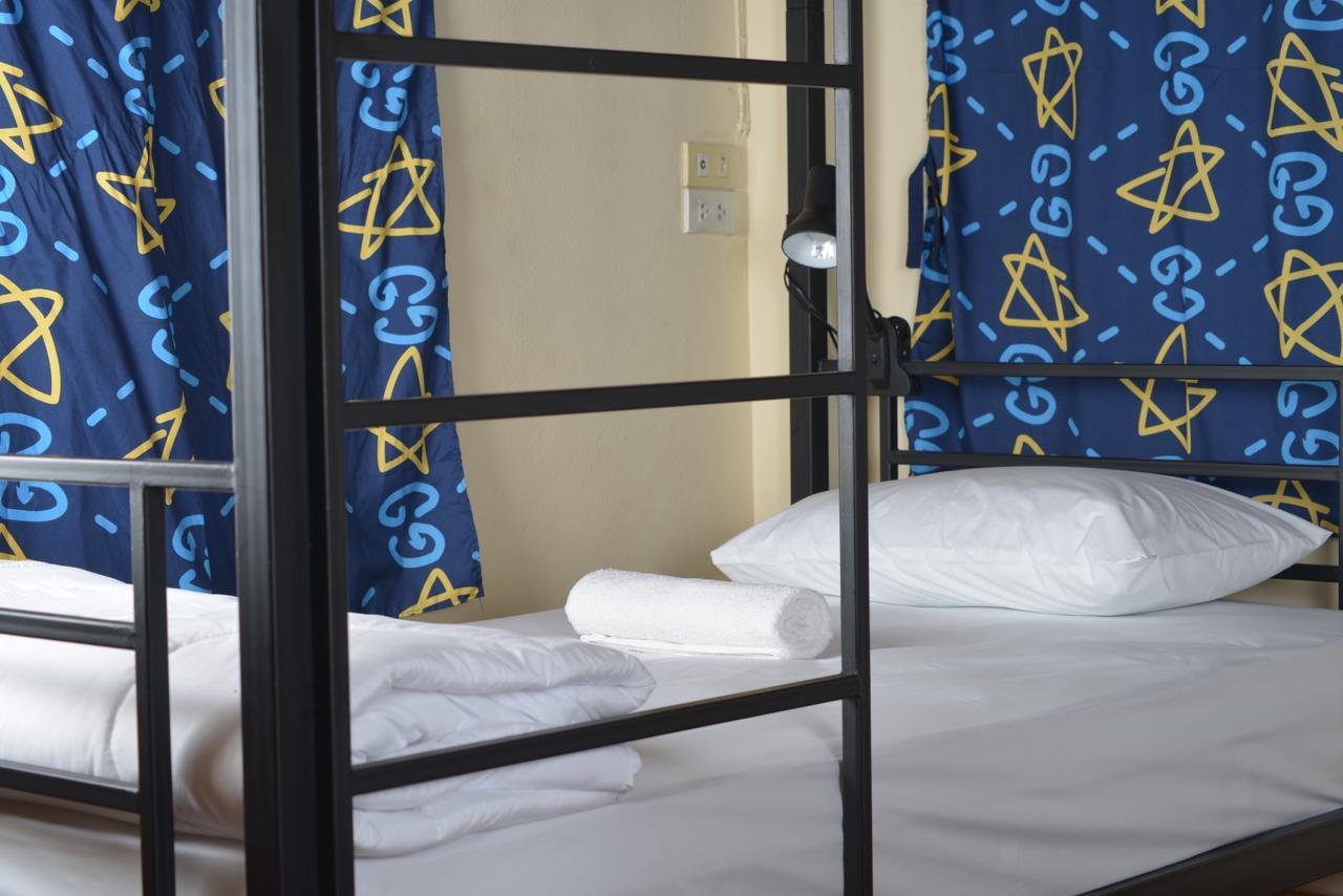 Bankaikow Hostel Канчанабури Екстериор снимка