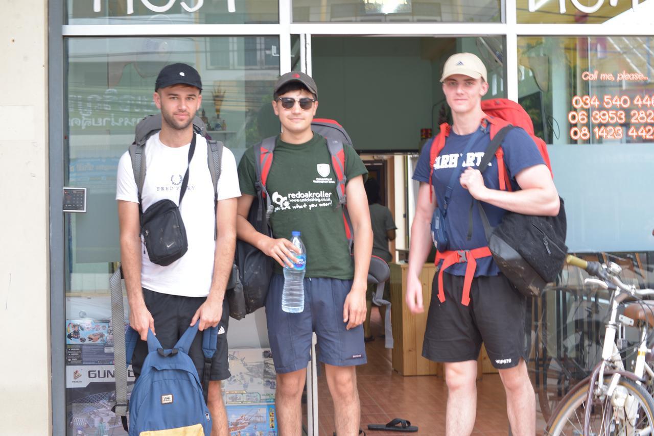 Bankaikow Hostel Канчанабури Екстериор снимка